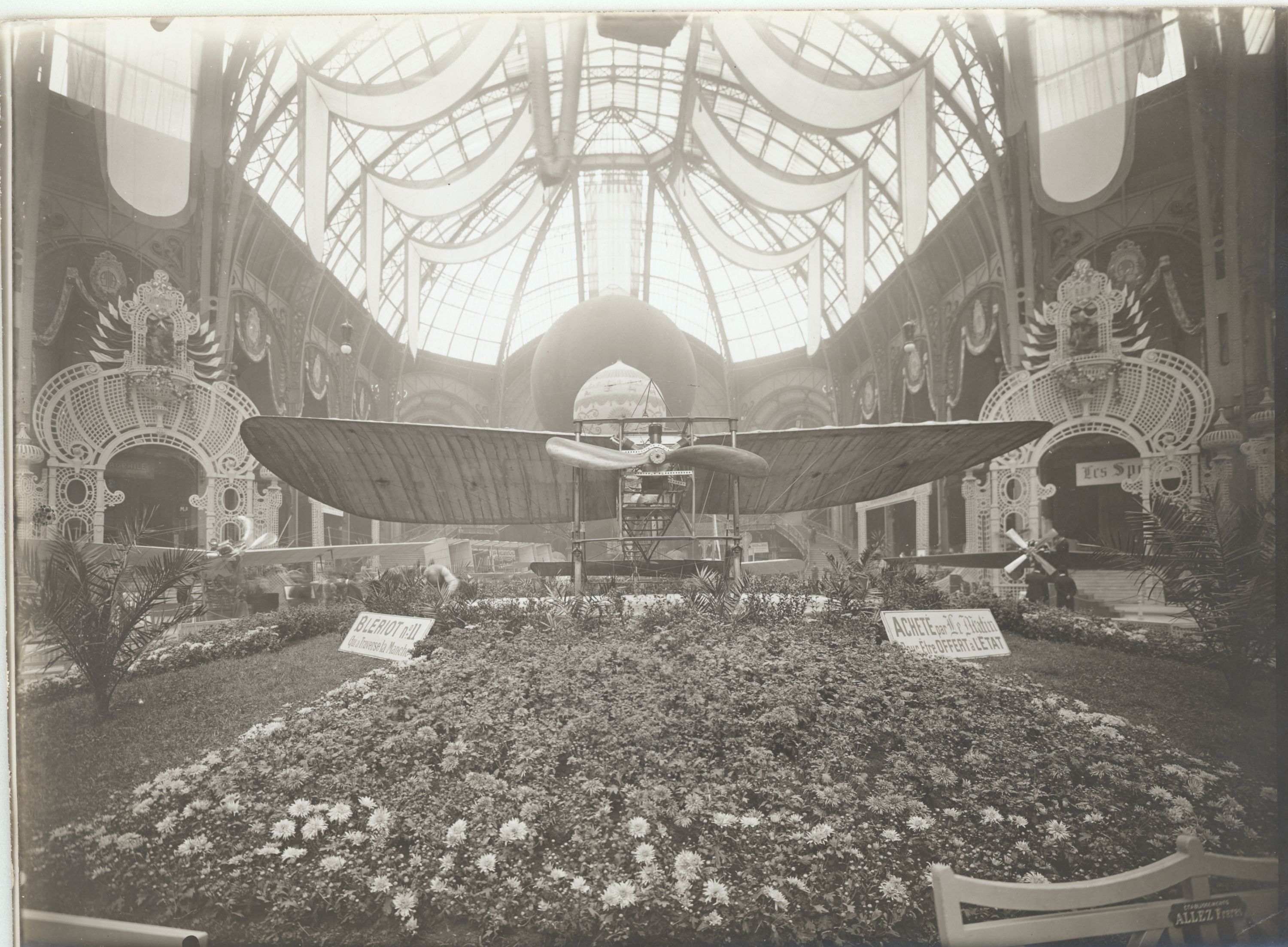 Bleriot en el salon 1909
