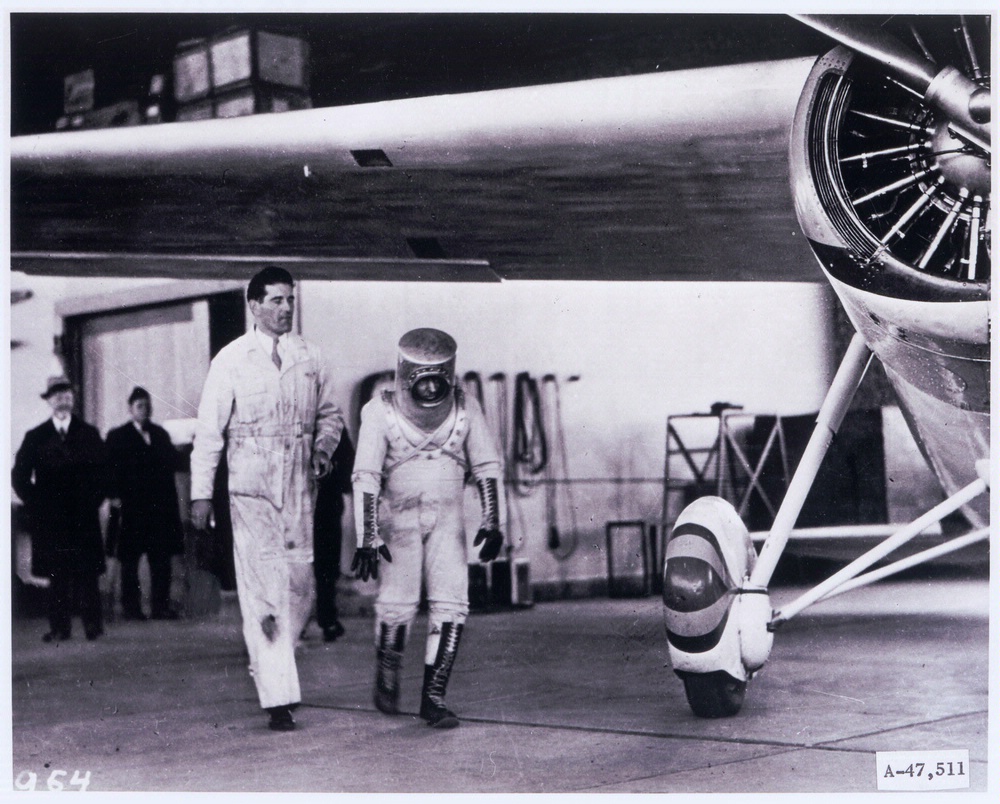 Wiley post presure suit