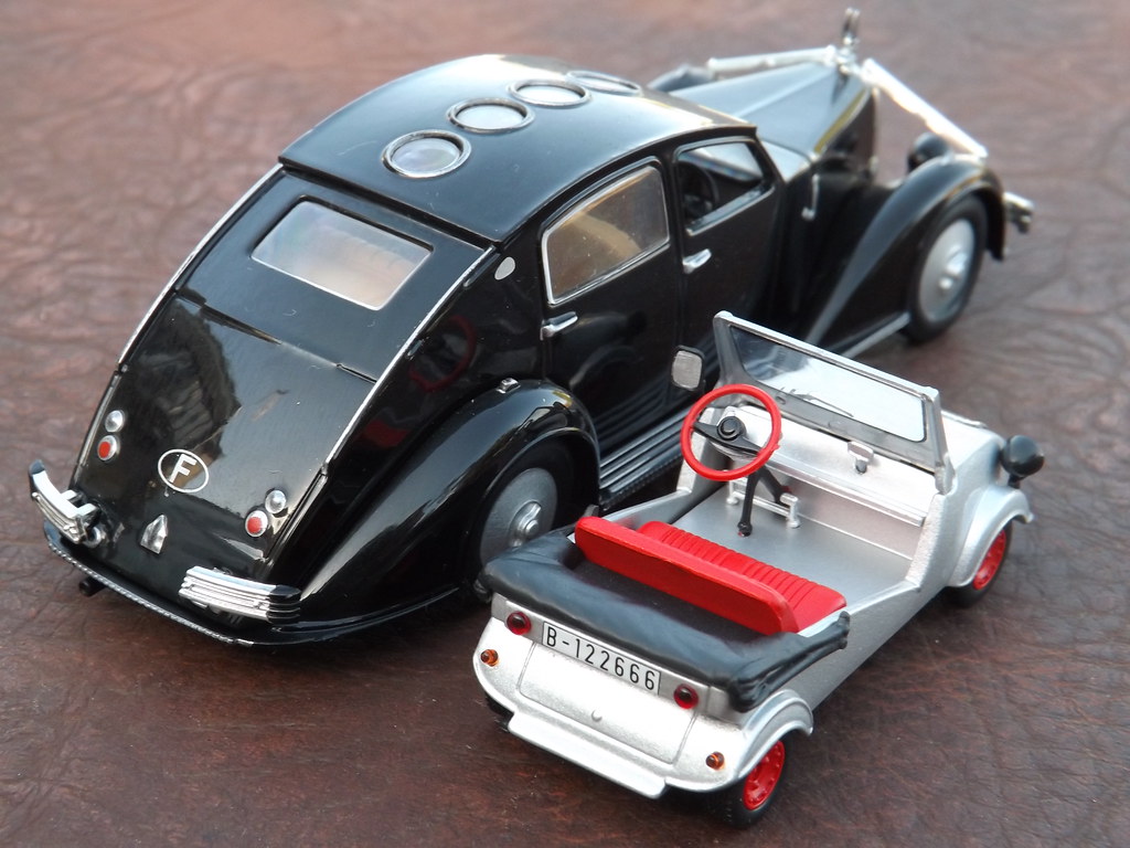 16526351937_d281fde760_b