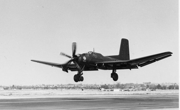 Douglas Skypirate, el mayor monomotor embarcado