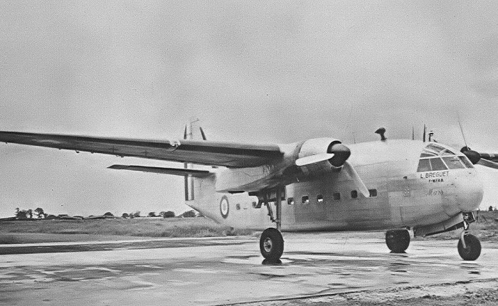 Breguet 890, tres aviones en tres versiones distintas