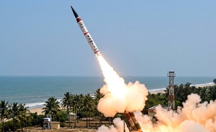 India prueba el misil balístico intermedio&nbsp;Agni-1
